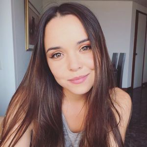 Meet your Posher, Vanessa